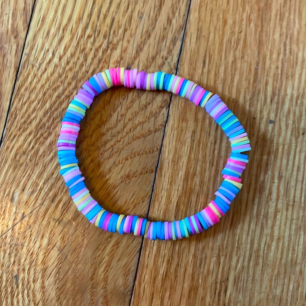 *a rainbow clay bead bracelets